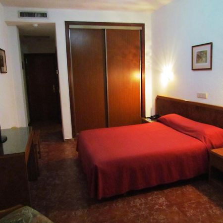 מנסנרס Complejo Hotelero Saga מראה חיצוני תמונה